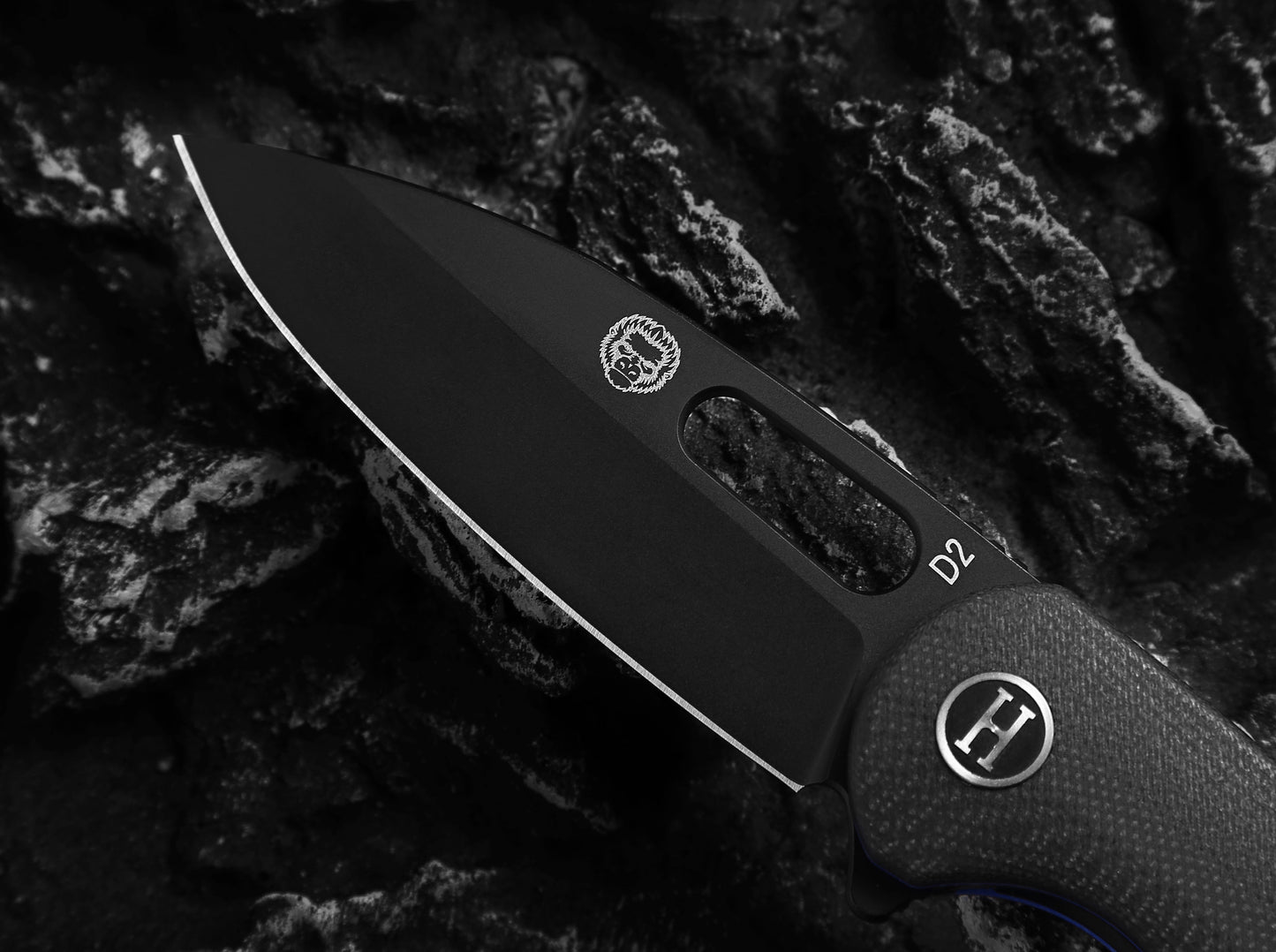 The Venture Point Folding Pocket Knife Giftset for Men and Women (Black and Blue)